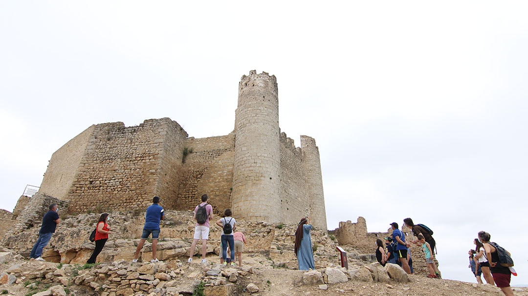 El castell de Xivert reviu la seua època daurada amb “Els teus castells”