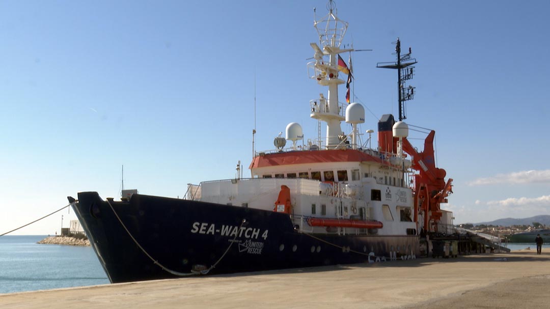 El vaixell d’ajuda humanitària Sea Watch fa parada a Vinaròs